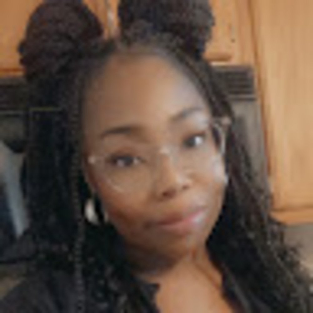 Meet your Posher, Kiara